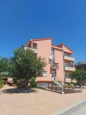 Отель Apartments Marta  Селине